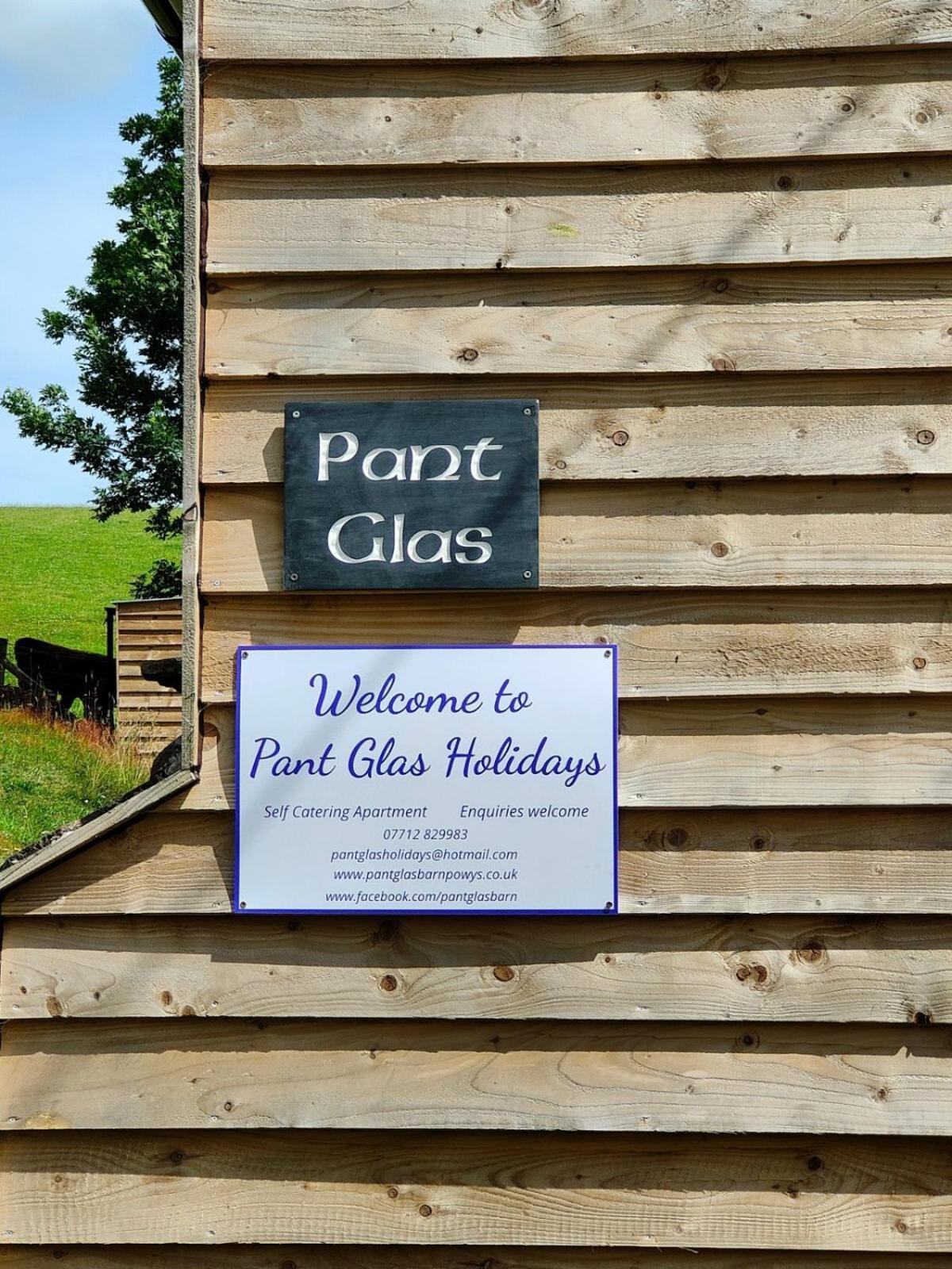 Pant Glas Barn Llanbrynmair Exterior photo